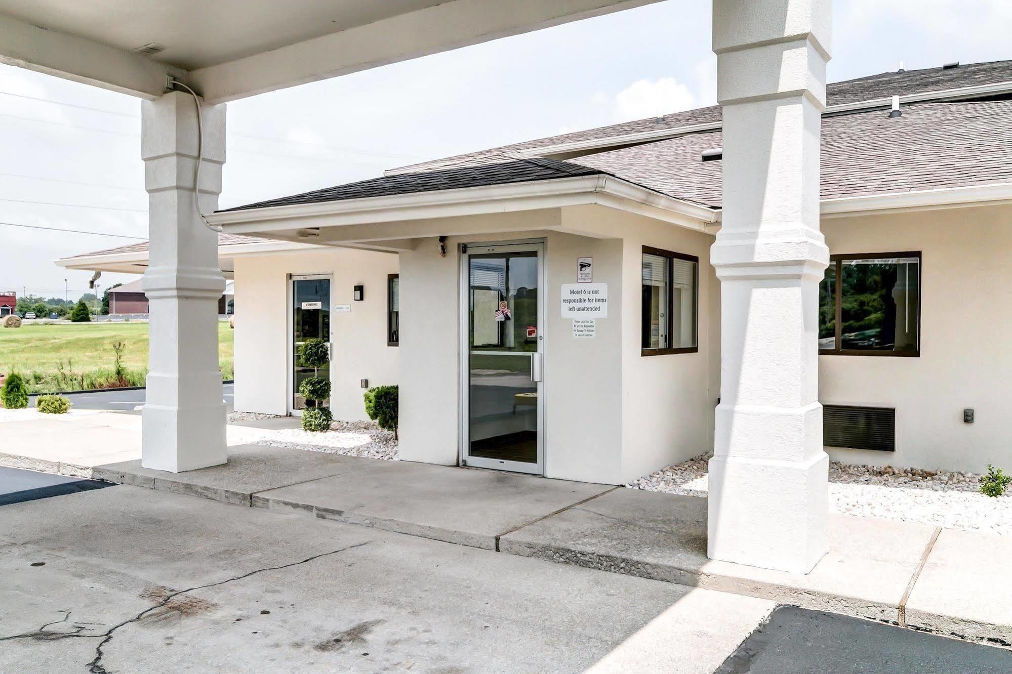 Motel 6-Berea, Ky المظهر الخارجي الصورة